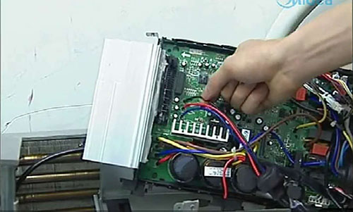 自贡市美的空调电话是多少